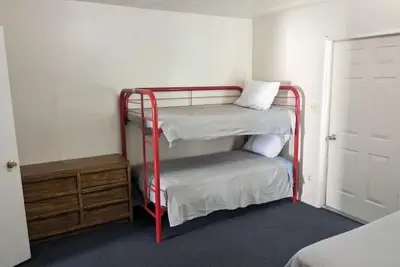 Image de Elkridge At FlintRock retreat.