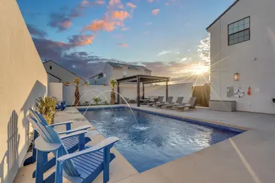 Image de Zion Luxury, Private Pool, Hot Tub, Pickleball, Ping Pong, Gaming, 5 Bdrms Sleeps 20 Sand Hollow