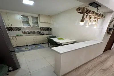 Image de Located in center of the city, near university, 10 minutes from center on foot. . . .