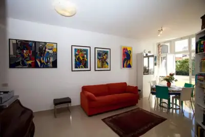 Image de bright cosy flat with sea view and pool in Rapallo.