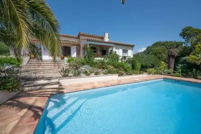 Image de Villa Azurine – Villa de luxe à Sainte-Maxime avec vue sur la mer