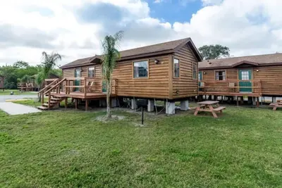 Image de Lakefront Cabin 10min toBEACH/Dogs Ok/Kayak/#408