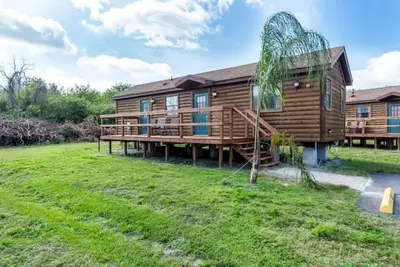 Image de Lakefront Cabin 10min toBEACH/Dogs Ok/Kayak/#405