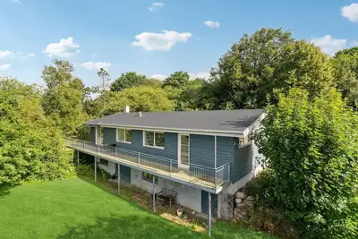 Image de Superbe maison de 2 chambres à Give