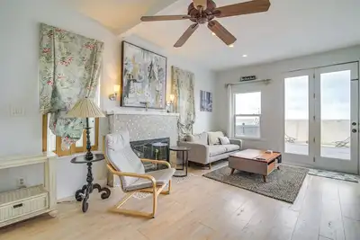 Image de Oceanfront Marshfield Home on Brant Rock Beach