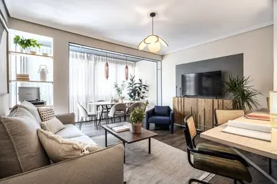 Image de Casoria - 3 bedrooms and terrace in Trafalgar