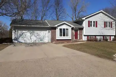 Image de 2023 Eaa House for Rent