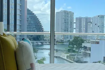 Image de Nuevo Departamento con Playa Privada en Puerto Cancún