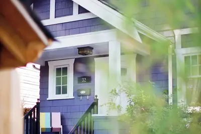 Image de 2br Kitsilano Home • 3 Beds • Near Ubc & Beach • Free Parking