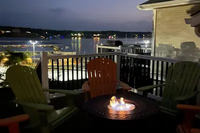 Image de La Casa! One of 3 Luxury Villas with boat parking overlooking Honey Creek Marina