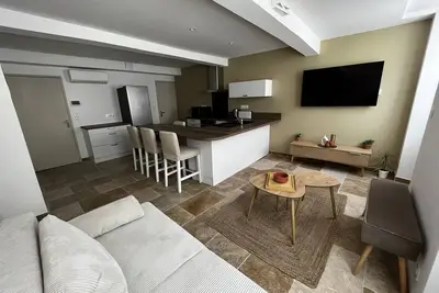 Image de Plein centre - Climatisé - Proche cité médiévale