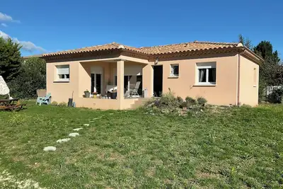 Image de Maison provençale neuve  3 chambres   6 personnes