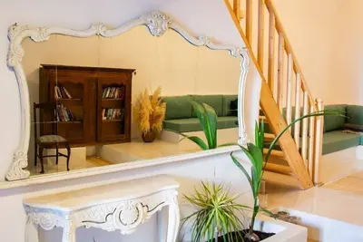 Image de Cave house in beautiful local village with views, gym and relaxing atmosphere
