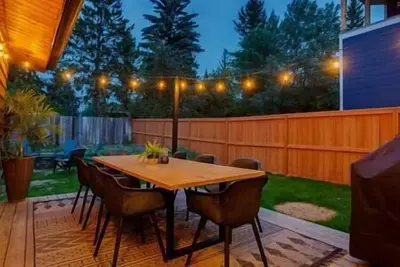 Modern Cabin \/ Beach Access \/ Fire Pit