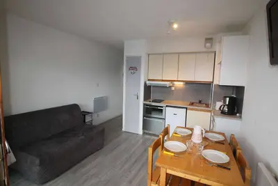 Image de Studio cabine fermée 4 pers au pied des pistes avec parking - Auris en Oisans