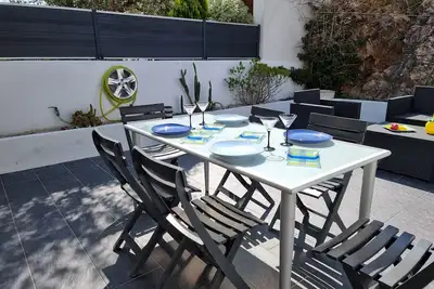 Image de Maison de vacances 'L' Escala Casa Vilanera Vilan81' avec terrasse privée, balcon