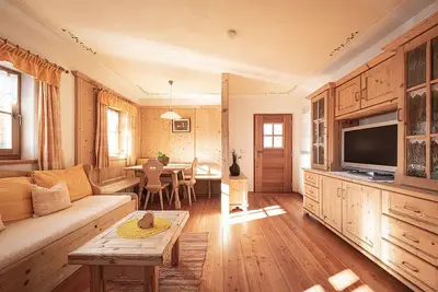 Image de Appartement de vacances \"Himmelschlüssel\" avec vue sur la montagne, 2 terrasses privées et Wi-Fi