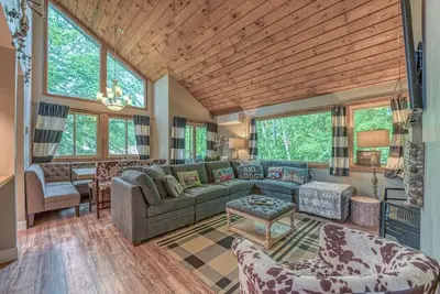 Image de Double Unit- Ev Charger- Hot Tub