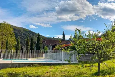 Image de # Calme, Clim, Piscine en bord d'Ardèche - 6 personnes #