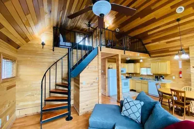 Image de Mountain Chalet |Hot Tub | Centrally Located | Rrg