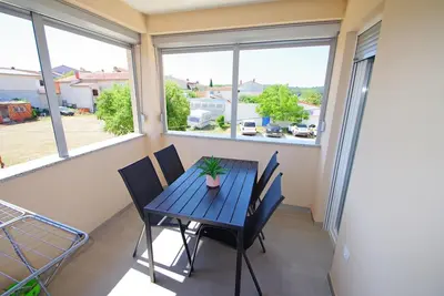 Image de Cozy holiday apartment in village Pomer