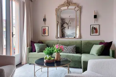 Image de Charming wraparound balcony, perfect location in Florence