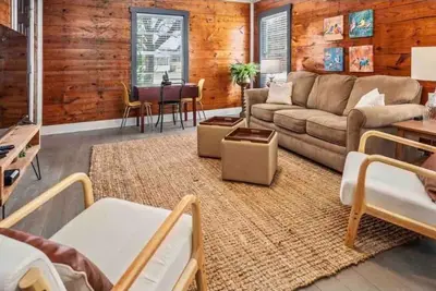 Image de Gig'Em: Walk to A&M, Comfy King Bed, Sleeper Sofa