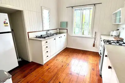 Image de Stylish City Fringe 2 Bed Upstairs Unit