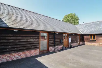 Image de Ysgubor Fachwen, pet friendly, with a garden in Bettws Cedewain