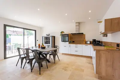 Image de La Villa de l'Olivier - Charmante maison climatisée pour 6