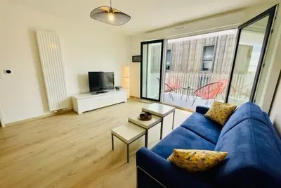 Image de charmant appartement neuf avec balcon