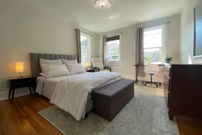 Image de Boston 2bd King Bed near Harvard, Mit, subway near Boston. On-site free Parking