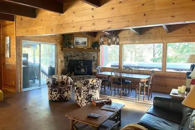 Image de Changes in Altitude – Spacious Family Cabin Near Pinecrest Lake & Dodge Ridge