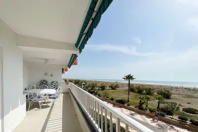 Image de Global Properties: Beachfront apartment, Canet de Berenguer