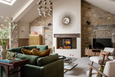 Stylish Holiday Apartment - Gisleburtus House