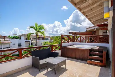 Image de Sweet & Pretty 2bdr Penthouse w/ Terrace & Jacuzzi in Las Terrenas