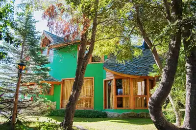Image de Cabañas en el Bosque Para Vivir un Momento en la Naturaleza