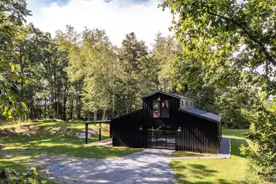 Image de Holston View Hideaway\nSpacious secluded Barn minutes from South Holston River.
