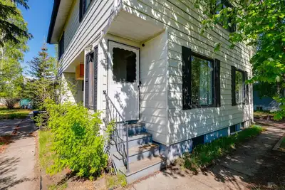 Image de 5 Mi to Museum of the North: Studio w/ Yard!