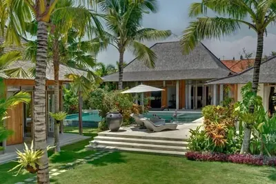 Image de Luxurious Beachside Villa in Canggu Beach 2’ walk