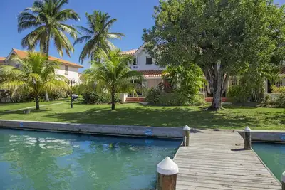 Image de The Anchorage #5 a 3 bedroom Waterfront Condo in Rodney Bay