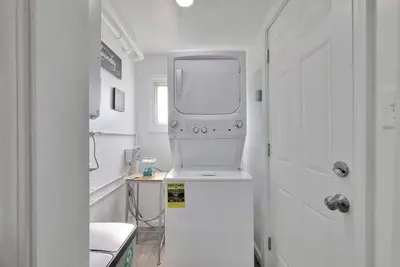 Image de Tiny Home, Clean, Baby-Friendly
