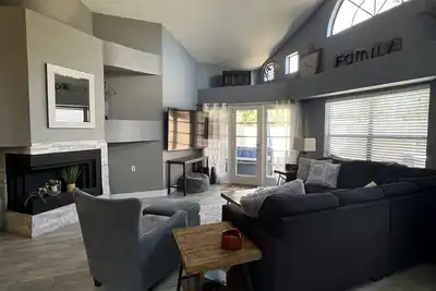 Image de Amazing Ahwatukee Location! ! ! Mountain Views! ! ! Super Clean Updated House! !