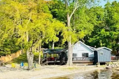 Image de Private Beach Waterfront Cottage