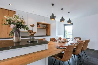 Image de Huswell - Unique apartment near Bruges with sunny terrace