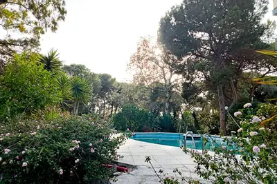 Image de Exceptional apartment with pool surrounded by nature near the beach