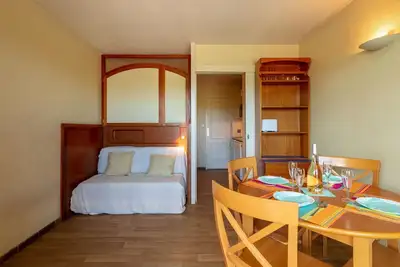 Image de Confortable appartement avec Wifi, climatisation, Tv, terrasse, animaux admis et vue panoramique