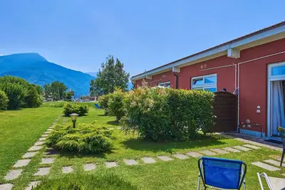 Image de Appartement dans une maison de vacances avec climatisation, Wifi, Tv, patio, animaux admis, parking
