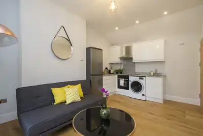 Image de Calm home from home, open 1bed City Centre Apt