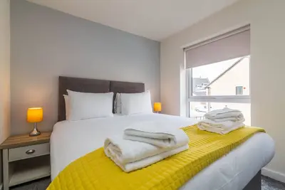 Image de An Exceptional, available 2bed House with Parking